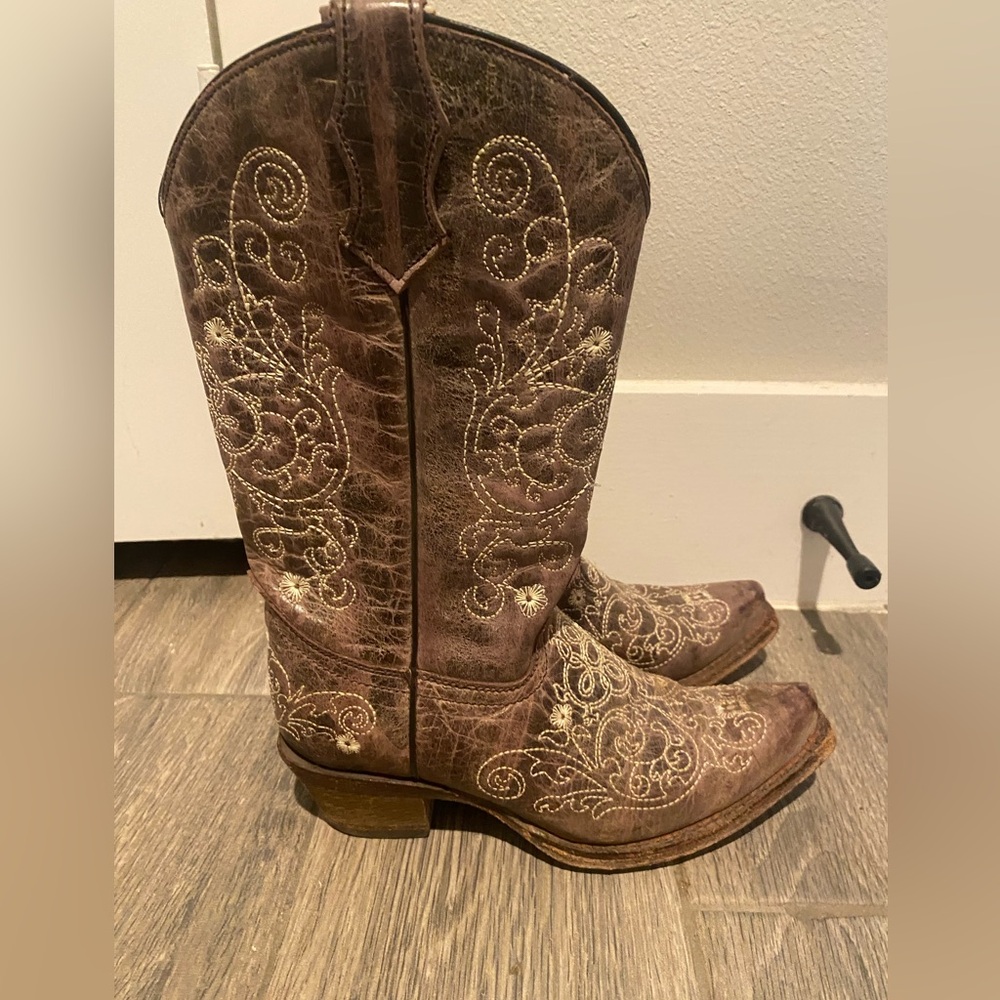 Brown Embroidered Western Cowboy Boots Corral Teens Pointed Toe 2.5